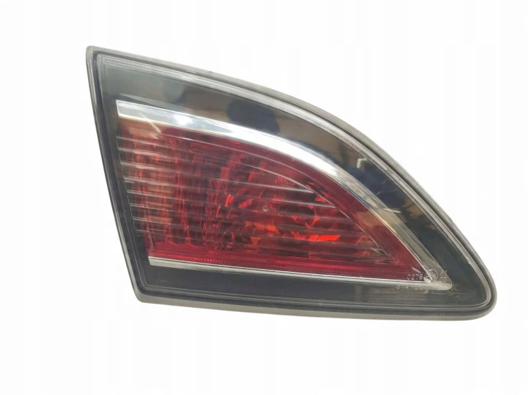 LAMPA PRAWY TYŁ W KLAPE MAZDA 3 II BL (2008-2011) 1.6 MZR-CD 116KM