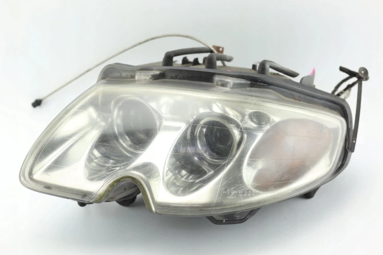 LAMPA LEWY PRZÓD MASERATI QUATTROPORTE V (2004-2008) 4.2 V8 400KM