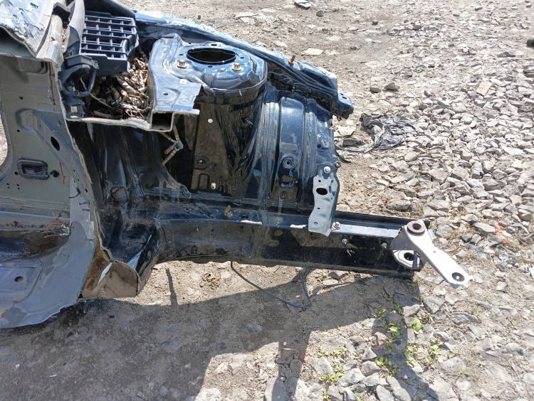 PODŁUŻNICA SŁUPEK PRÓG LEWA MERCEDES GLA X156 (2013-2017) 2.2 CDI 170KM
