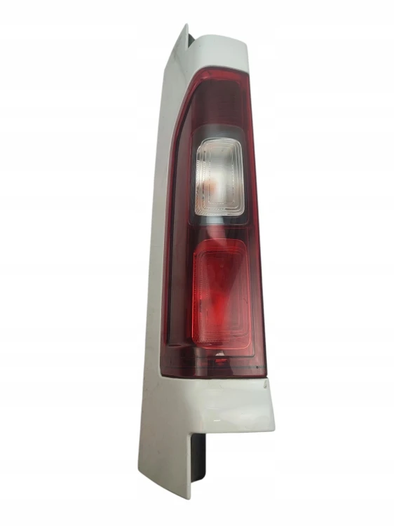 LAMPA LEWY TYŁ OPEL VIVARO B (2014-2019) 1.6 CDTI 116KM 265A61090R