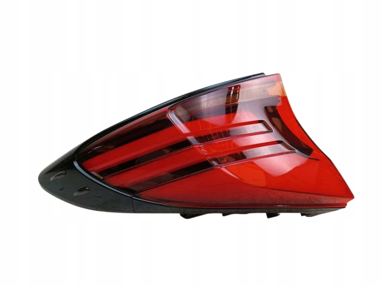 LAMPA LEWY TYŁ TOYOTA C-HR I LIFT (2019-2023) 1.8 HYBRID 122KM 81560-F4130