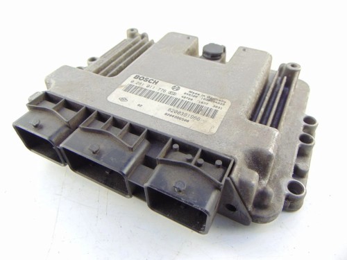 KOMPUTER STEROWNIK SILNIKA RENAULT MEGANE II (2002-2005) 8200391966
