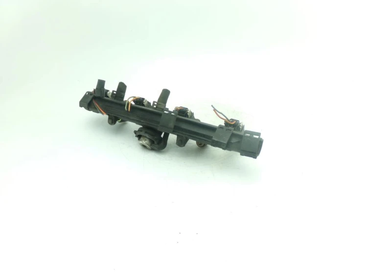 LISTWA WTRYSKOWA SEAT IBIZA III (2002-2008) 1.4 030133319AA