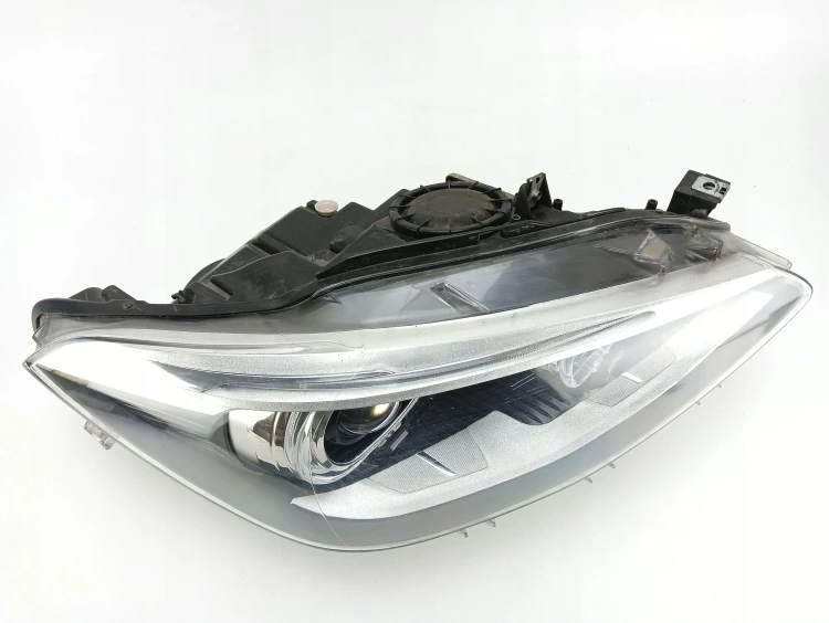 LAMPA PRAWY PRZÓD BMW F21 (2011-2015) 2.0 D 143KM 4441182