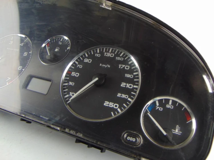 LICZNIK PEUGEOT 406 LIFT (1999-2004) 2.0 16V 9642946080