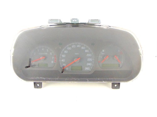 LICZNIK VOLVO S40 1.8 16V 30889710