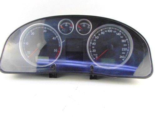 LICZNIK VOLKSWAGEN PASSAT B5 1.9TDI 3B0920927A