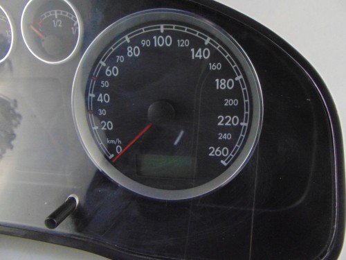 LICZNIK VOLKSWAGEN PASSAT B5 1.9TDI 3B0920927A