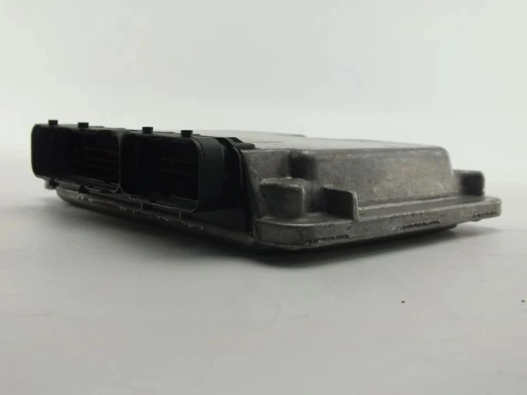 KOMPUTER STEROWNIK SILNIKA OPEL VECTRA B LIFT 1.8 16V 0281010271