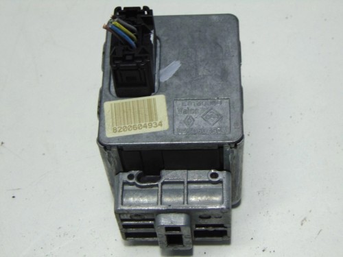 RYGIEL BLOKADA KOLUMNY RENAULT SCENIC II (2003-2005) 1.9 DCI 8200604934