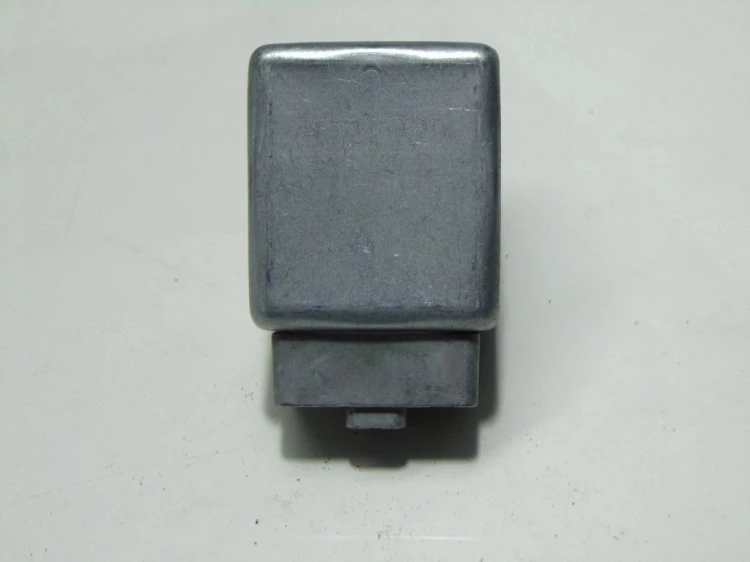 RYGIEL BLOKADA KOLUMNY RENAULT SCENIC II (2003-2005) 1.9 DCI 8200604934