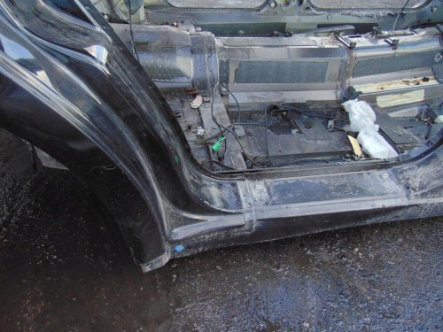PRÓG PRAWY SŁUPEK ŚRODKOWY MASERATI QUATTROPORTE V (2004-2012)