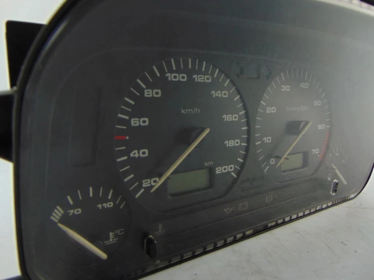 LICZNIK VOLKSWAGEN GOLF III 1.6 1H6919033 A