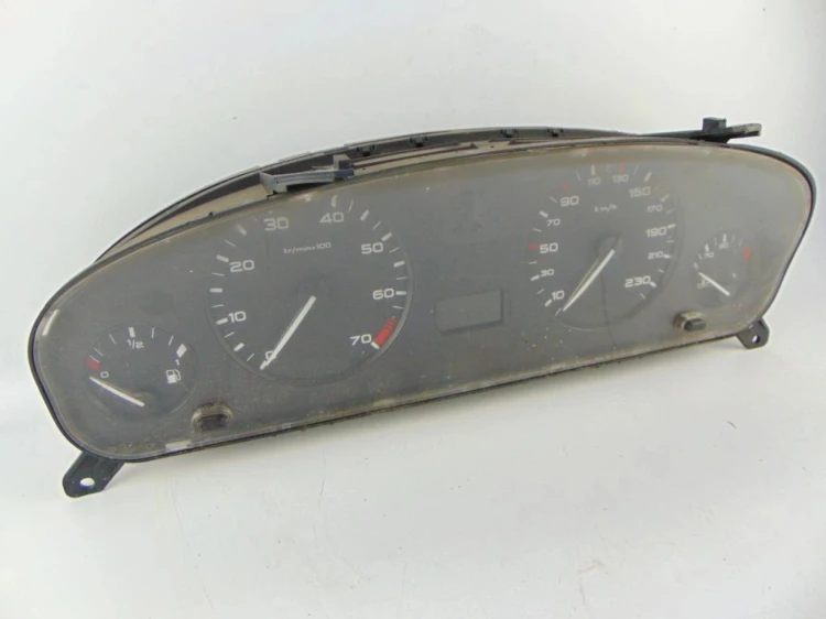 LICZNIK PEUGEOT 406 (1995-1999) 1.8 9630372480