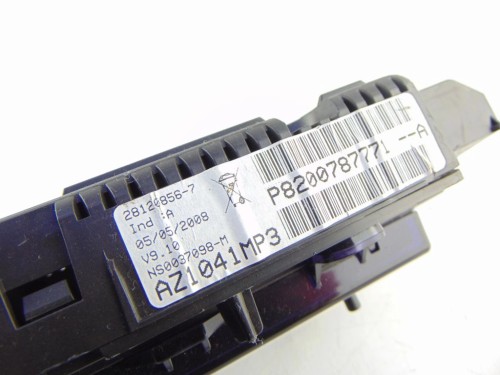 LICZNIK RENAULT ESPACE IV LIFT (2006-2014) 8200787771-A