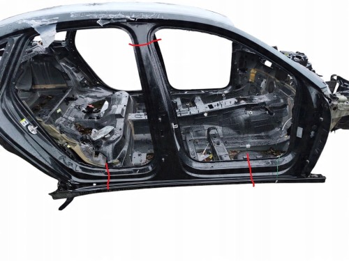 PRÓG PRAWY SŁUPEK ŚRODKOWY AUDI A6 C8 (2018-2023) 2.0 TFSI 245KM