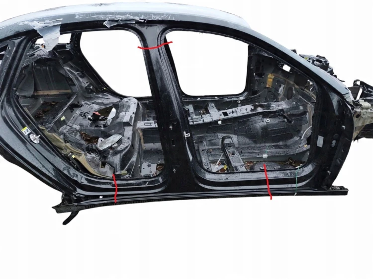 PRÓG PRAWY SŁUPEK ŚRODKOWY AUDI A6 C8 (2018-2023) 2.0 TFSI 245KM