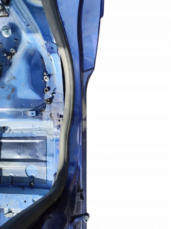 PRÓG LEWY SŁUPEK ŚRODKOWY MASERATI GHIBLI III (2013-2017) 3.0 V6 330KM