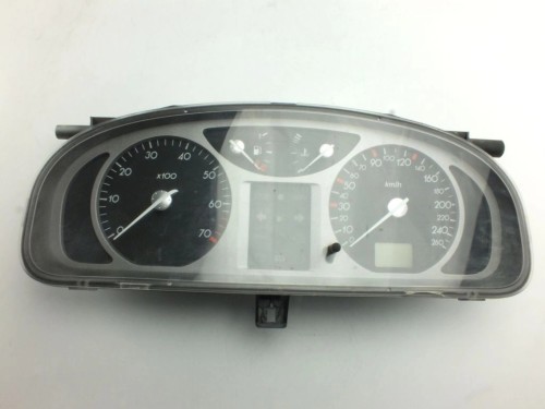 LICZNIK RENAULT LAGUNA II (2001-2005) 2.0 IDE 8200170303