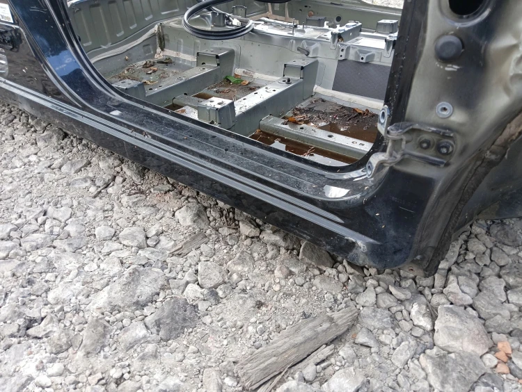 PRÓG PRAWY SŁUPEK ŚRODKOWY RENAULT KADJAR (2015-2018) 1.2 TCE 130KM
