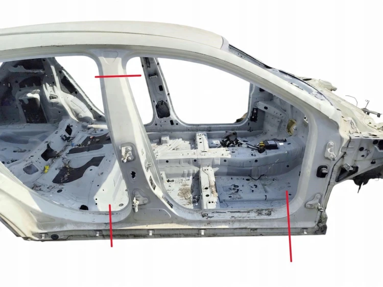 PRÓG PRAWY SŁUPEK ŚRODKOWY MERCEDES GLA X156 (2013-2017) 2.2 CDI 136KM
