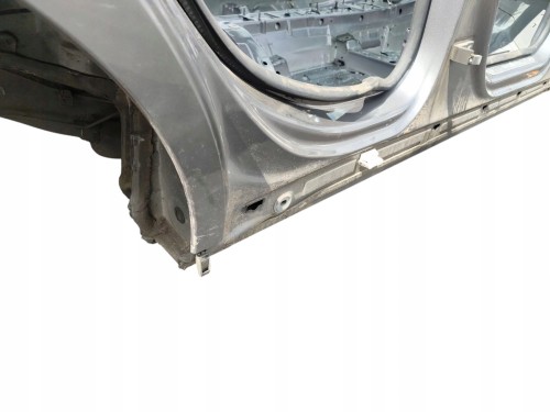 PRÓG PRAWY SŁUPEK ŚRODKOWY MERCEDES A W177 (2018-2022) 1.3 CGI 136KM
