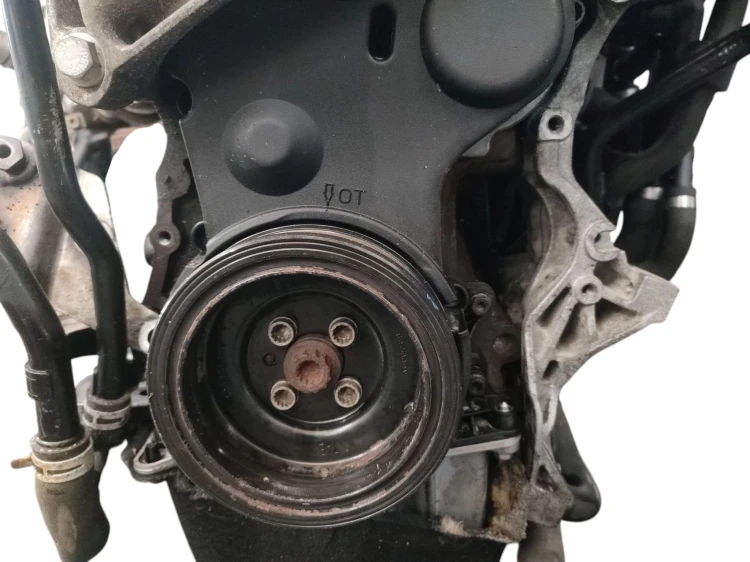 SILNIK KOMPLETNY VOLKSWAGEN GOLF VII (2012-2016) 1.6 TDI 90KM CLHB