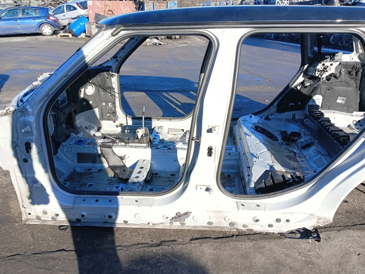 PRÓG LEWY SŁUPEK ŚRODKOWY MINI CLUBMAN F54 (2015-2019) 2.0 D 150KM
