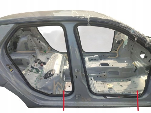 PRÓG PRAWY SŁUPEK ŚRODKOWY AUDI A1 II GB 82A (2018-2025) 1.0 TFSI 95KM