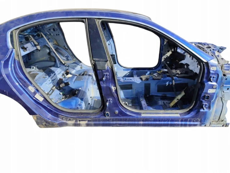 PRÓG PRAWY SŁUPEK ŚRODKOWY MASERATI GHIBLI III (2013-2017) 3.0 V6 330KM