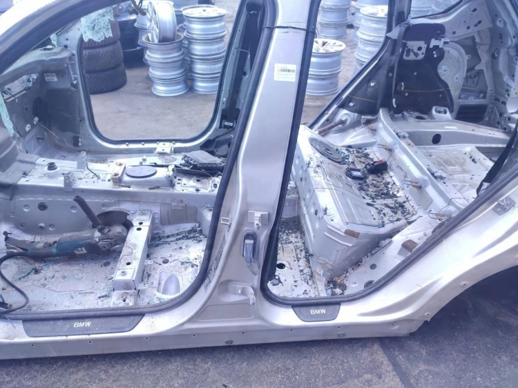 PRÓG LEWY SŁUPEK ŚRODKOWY BMW X3 F25 (2010-2014) 2.0 D 184KM
