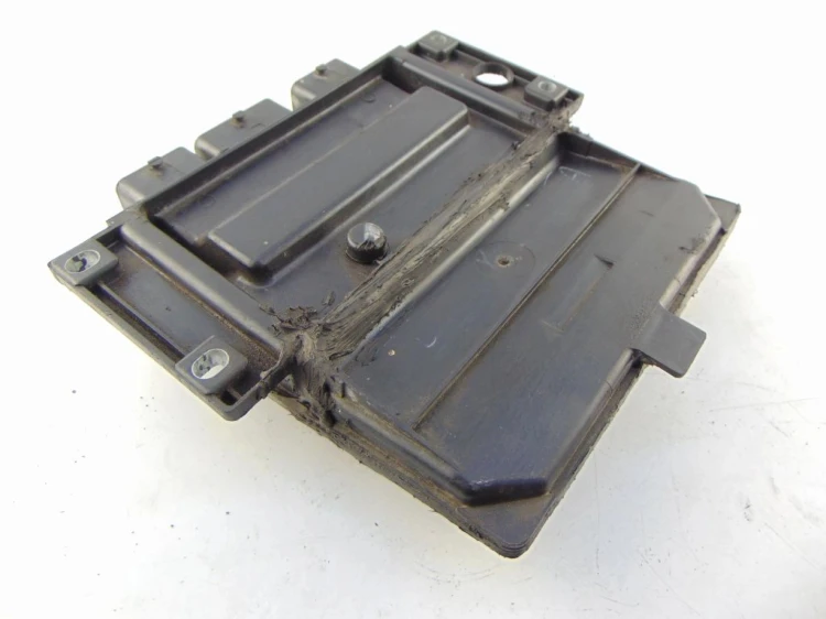 KOMPUTER STEROWNIK SILNIKA RENAULT MEGANE II (2002-2005) 1.5 DCI 8200498188
