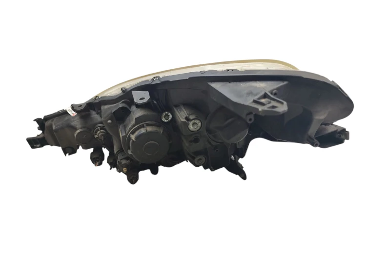 LAMPA PRAWY PRZÓD PEUGEOT 4007 (2007-2012) 2.2 HDI 156KM