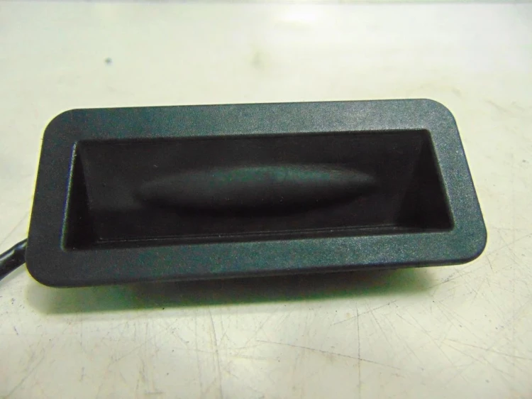 PRZYCISK KLAPY BAGAŻNIKA FORD GALAXY II LIFT (2010-2015) 1.8 TDCI