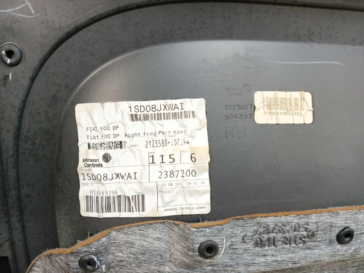 BOCZEK DRZWI PRAWY PRZÓD FIAT 500 (2007-2015) 1.4 16V 100KM