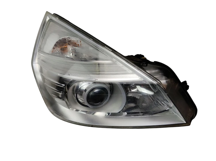 LAMPA PRAWY PRZÓD RENAULT ESPACE IV LIFT (2006-2012) 2.0 DCI 150KM 77010718