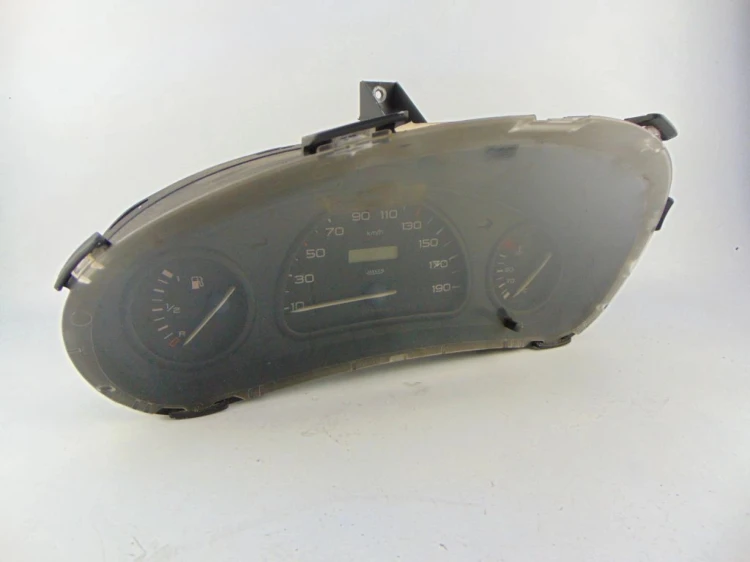 LICZNIK PEUGEOT 206 (1998-2002) 1.1 BENZ 9641573480