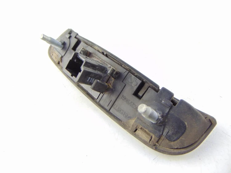 PRZYCISK KLAPY BAGAŻNIKA CITROEN C4 I (2004-2008) 1.6 HDI 9618/9661