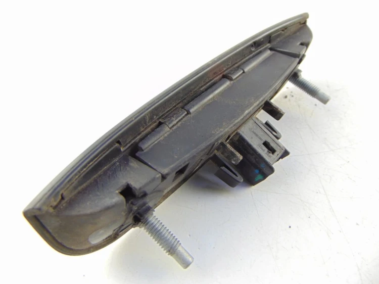 PRZYCISK KLAPY BAGAŻNIKA CITROEN C4 I (2004-2008) 1.6 HDI 9618/9661