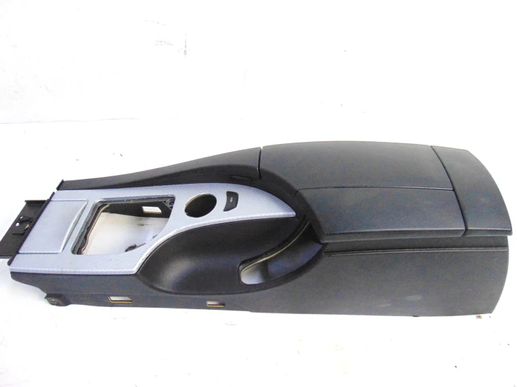 PODŁOKIETNIK BMW E61