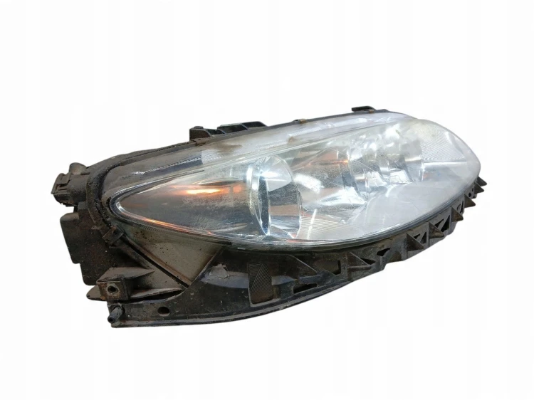 LAMPA PRAWY PRZÓD MAZDA 6 I GG/GY (2002-2005) 2.0 16V 141KM