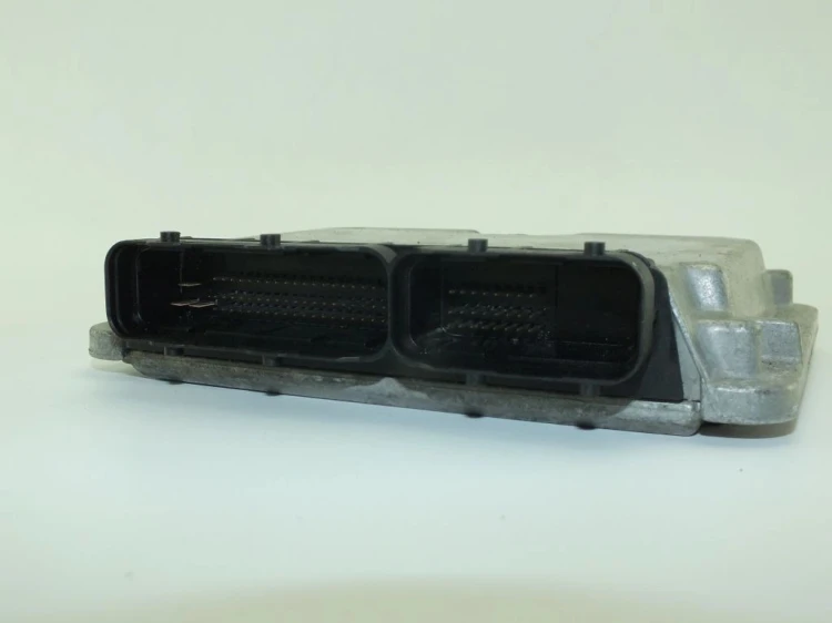 KOMPUTER STEROWNIK SILNIKA OPEL VECTRA B 2.0 16V 0281010269