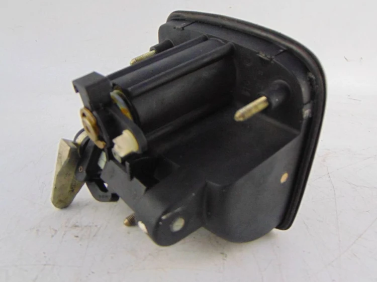 PRZYCISK KLAPY BAGAŻNIKA SEAT LEON I (1999-2005) 1.8 16V