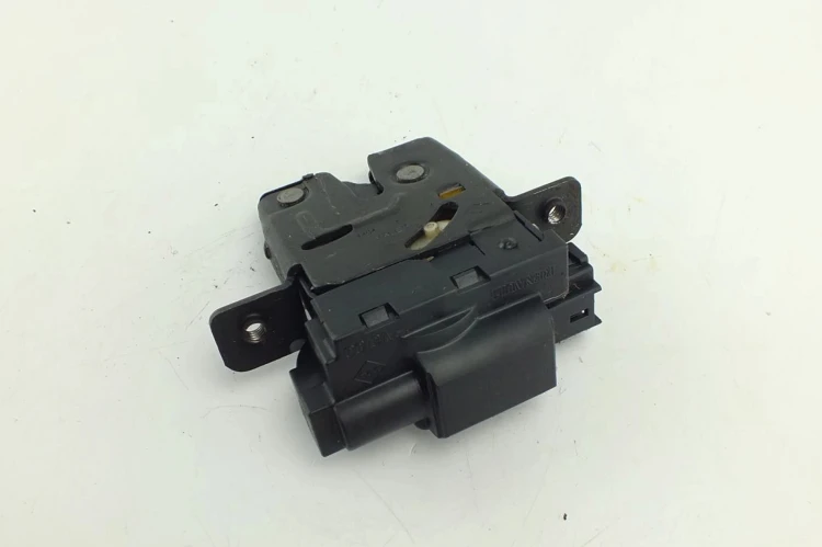 ZAMEK KLAPY BAGAŻNIKA RENAULT VEL SATIS (2002-2009) 2.2 DCI