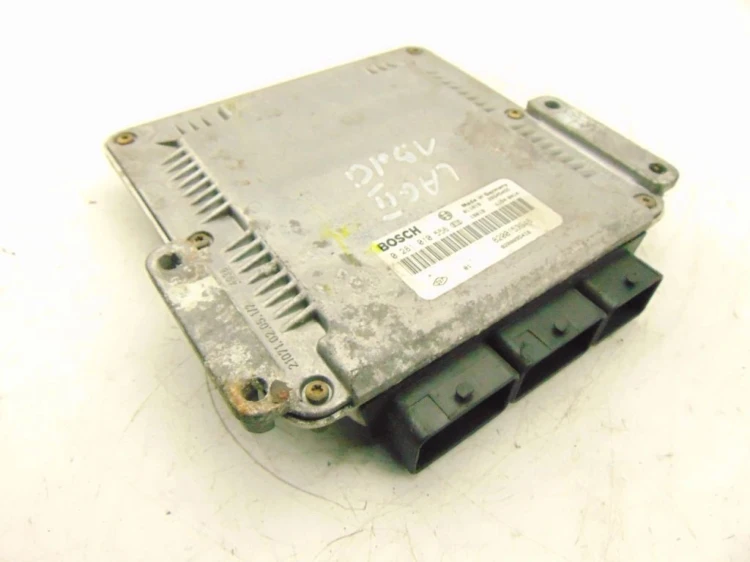 KOMPUTER STEROWNIK SILNIKA RENAULT LAGUNA II (2001-2005) 1.9 DCI 8200153946