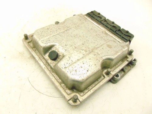 KOMPUTER STEROWNIK SILNIKA RENAULT LAGUNA II (2001-2005) 1.9 DCI 8200153946