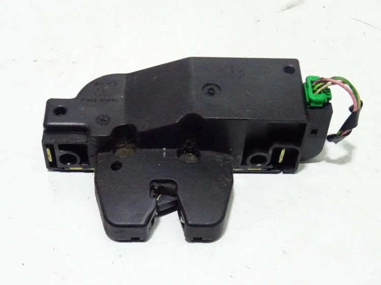 ZAMEK KLAPY BAGAŻNIKA CITROEN XSARA PICASSO LIFT (2004-2008)