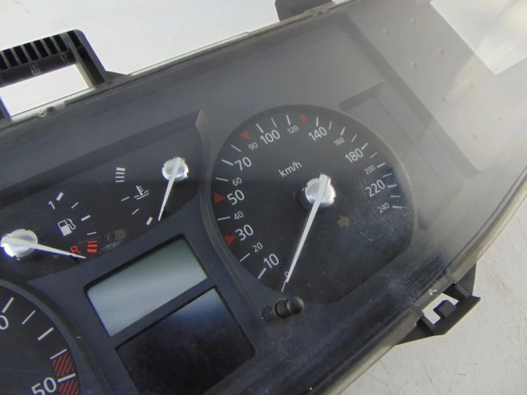 LICZNIK RENAULT VEL SATIS (2002-2009) 8200263365
