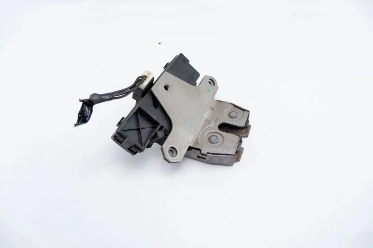 ZAMEK KLAPY BAGAŻNIKA FORD C-MAX (2003-2006) 2.0TDCI 3M51-R442A66-CA