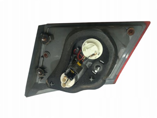 LAMPA LEWY TYŁ W KLAPE RENAULT LATITUDE (2010-2013) 2.0 DCI 173KM 265550031